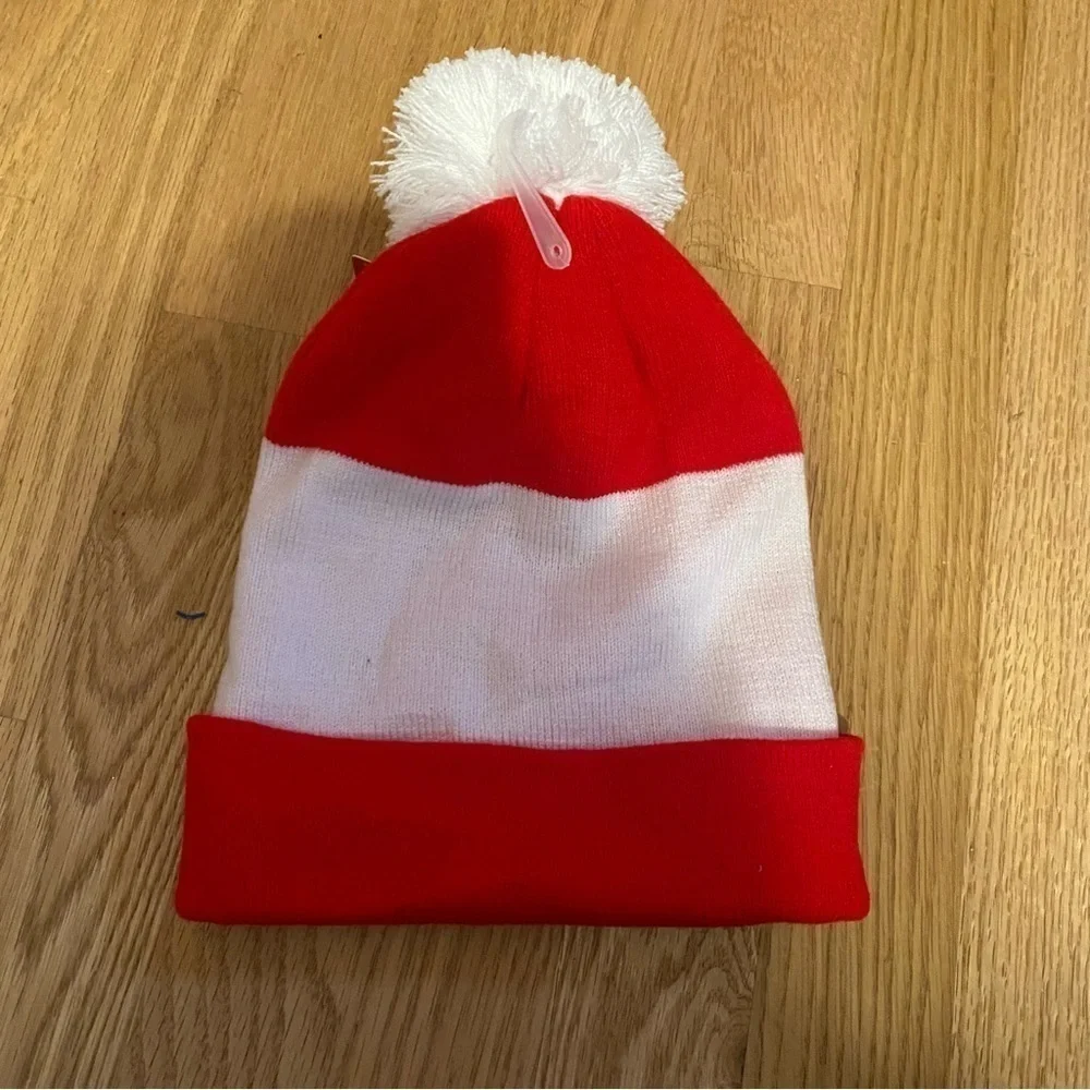 Santa Claus Pom Knit Hat Beanie NEW Red White Kids Sz 4-6X